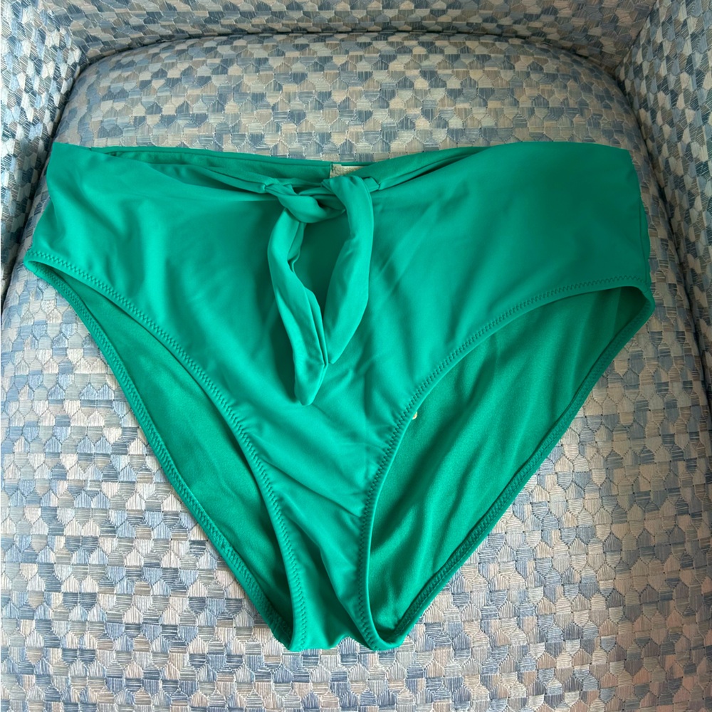 NWT GB Gianni Bini high waisted bikini bottom. Sz large. Green. Tie at waist